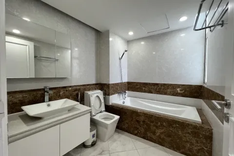 Квартира с 3 спальнями в Тхудык, Хошимин ,  № 27100 11