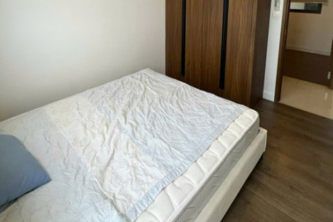 Квартира с 3 спальнями в Тхудык, Хошимин , № 26960 10