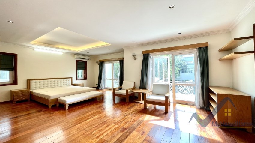 4 bedrooms Villa in Long Bien, Ha Noi, Vietnam No. 20298