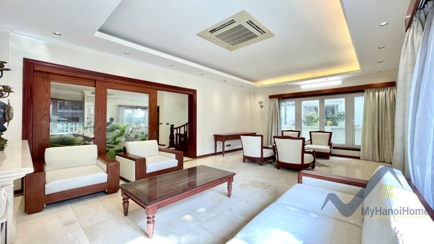 4 bedrooms Villa in Long Bien, Ha Noi, Vietnam No. 20298