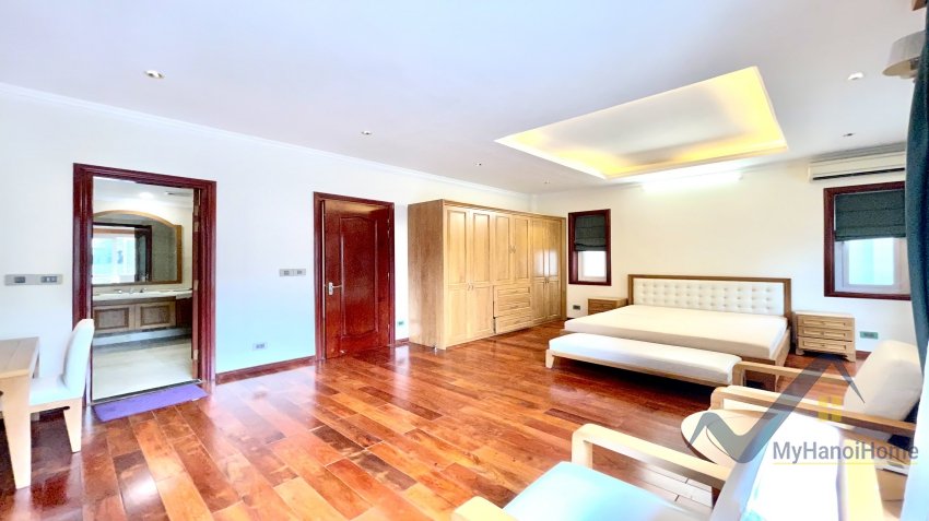 4 bedrooms Villa in Long Bien, Ha Noi, Vietnam No. 20298