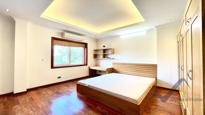 4 bedrooms Villa in Long Bien, Ha Noi, Vietnam No. 20298