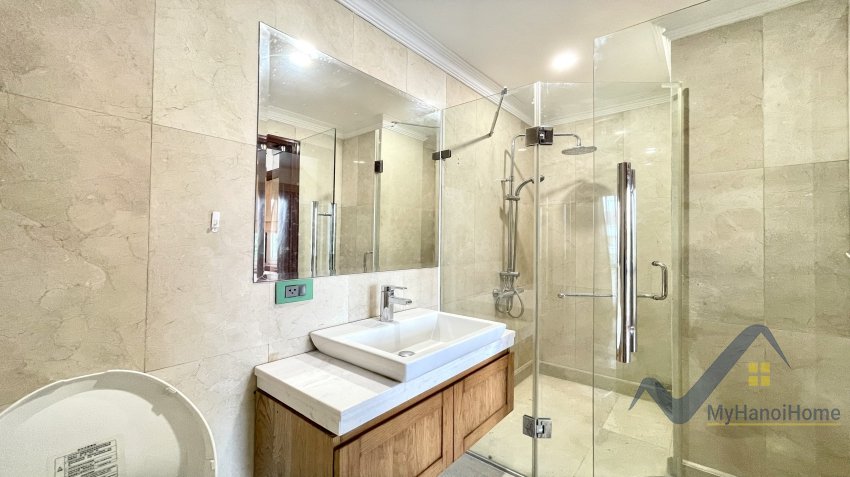 4 bedrooms Villa in Long Bien, Ha Noi, Vietnam No. 20298