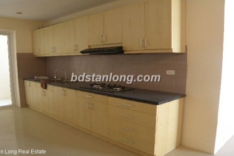 3 bedrooms Apartment in Dong Da, Ha Noi, No. 8275 7