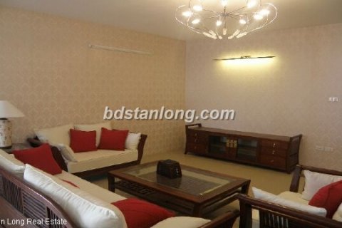 3 bedrooms Apartment in Dong Da, Ha Noi, No. 8275 8