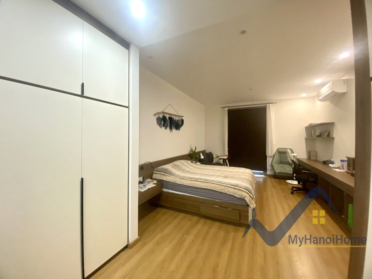 5 bedrooms Villa in Long Bien, Ha Noi, Vietnam No. 19185