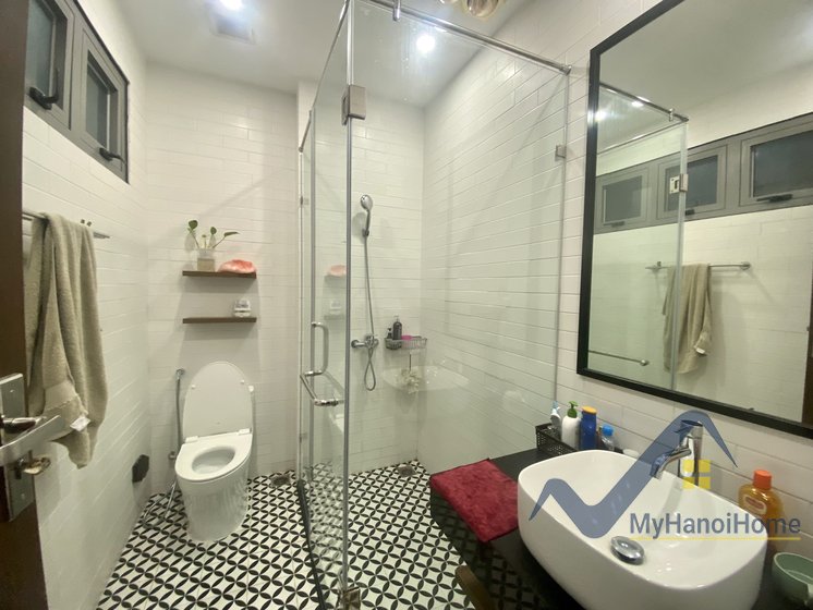 5 bedrooms Villa in Long Bien, Ha Noi, Vietnam No. 19185