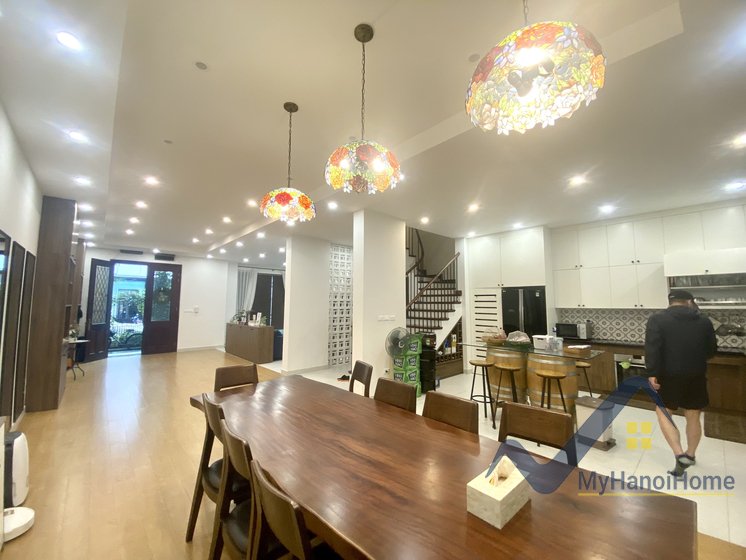 5 bedrooms Villa in Long Bien, Ha Noi, Vietnam No. 19185