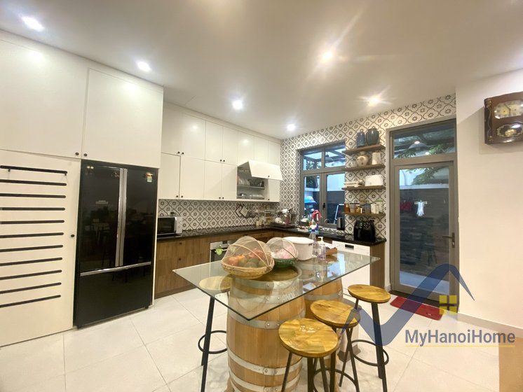 5 bedrooms Villa in Long Bien, Ha Noi, Vietnam No. 19185