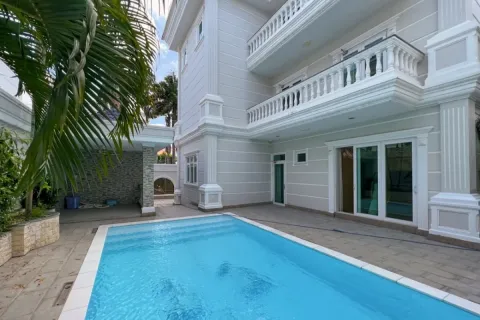 5 bedrooms House in Thu Duc, Ho Chi Minh,  No. 27117