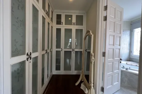 4 bedrooms House in Thu Duc, Ho Chi Minh, No. 27116 3