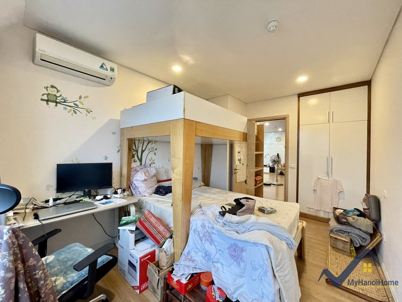 3 bedrooms Apartment in Long Bien, Ha Noi, Vietnam No. 20126