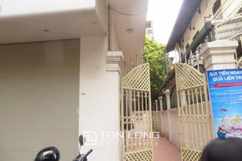 240m2 Villa in Hai Ba Trung, Ha Noi, No. 4972 2