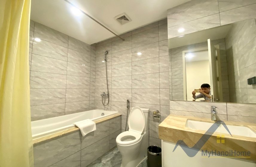 2 bedrooms Apartment in Hoan Kiem, Ha Noi, Vietnam No. 18748
