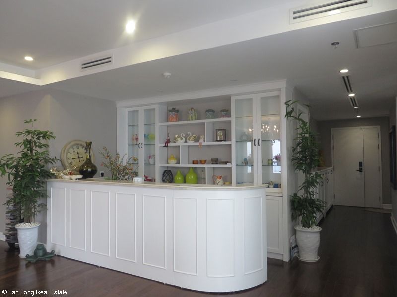 3 bedrooms Apartment in Ba Dinh, Ha Noi, Vietnam No. 6171