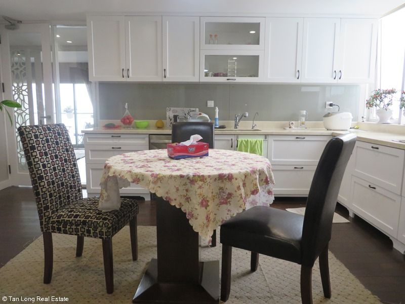 3 bedrooms Apartment in Ba Dinh, Ha Noi, Vietnam No. 6171