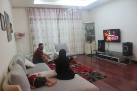 2 bedrooms Apartment in Hai Ba Trung, Ha Noi, No. 5406 2