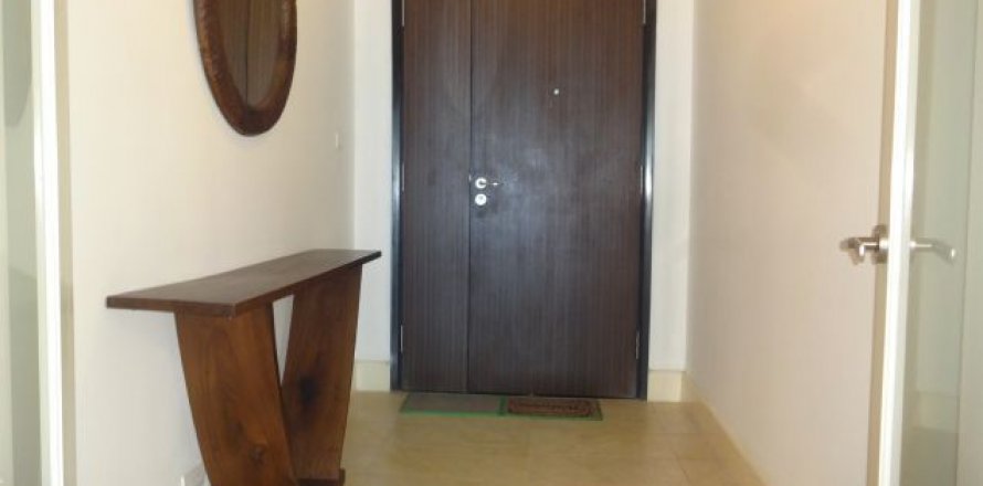 Квартира с 3 спальнями в Тэйхо, Ханой , № 5403