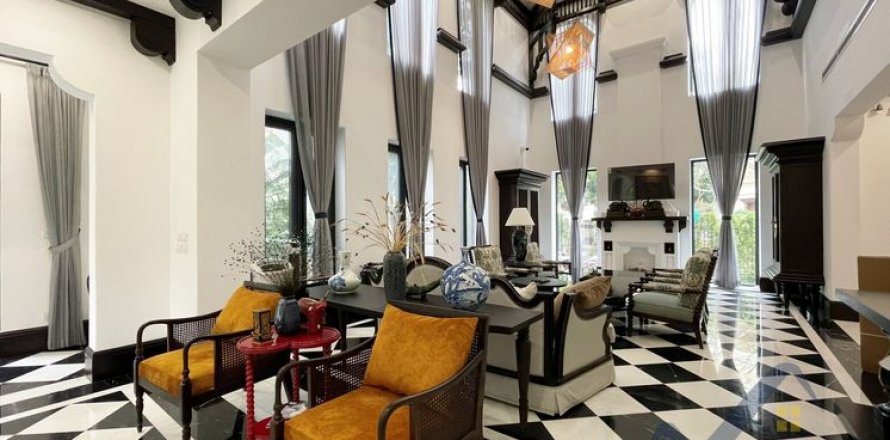 5 bedrooms Villa in Long Bien, Ha Noi, No. 19268