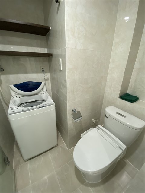 Studio Apartment in District 1, Ho Chi Minh, Vietnam No. 18465