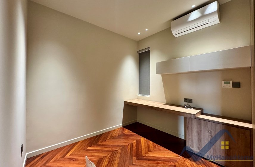 3 bedrooms Apartment in Tay Ho, Ha Noi, Vietnam No. 26391