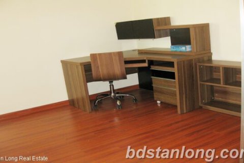 Квартира с 3 спальнями в Тэйхо, Ханой , № 7769 7