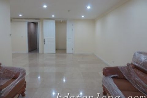 4 bedrooms Apartment in Tay Ho, Ha Noi, No. 7763 4