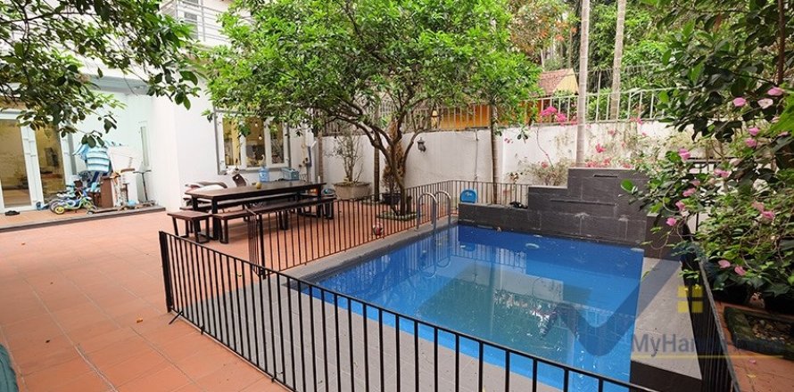 5 bedrooms Villa in Tay Ho, Ha Noi, No. 19391