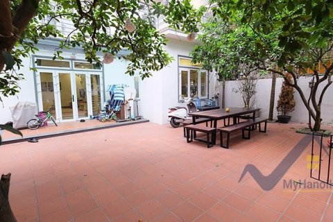 5 bedrooms Villa in Tay Ho, Ha Noi, No. 19391 2