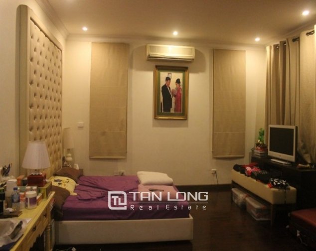 6 bedrooms Villa in Tay Ho, Ha Noi, Vietnam No. 3072