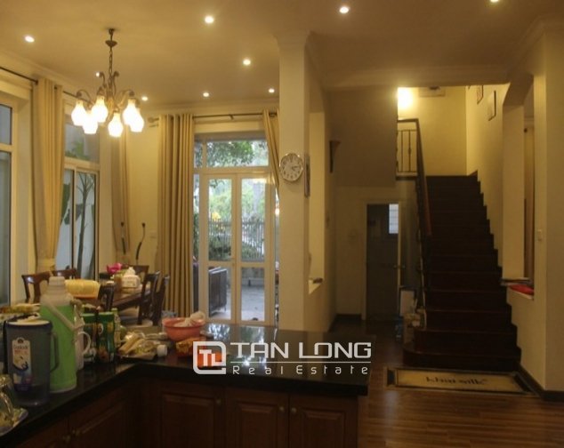 6 bedrooms Villa in Tay Ho, Ha Noi, Vietnam No. 3072