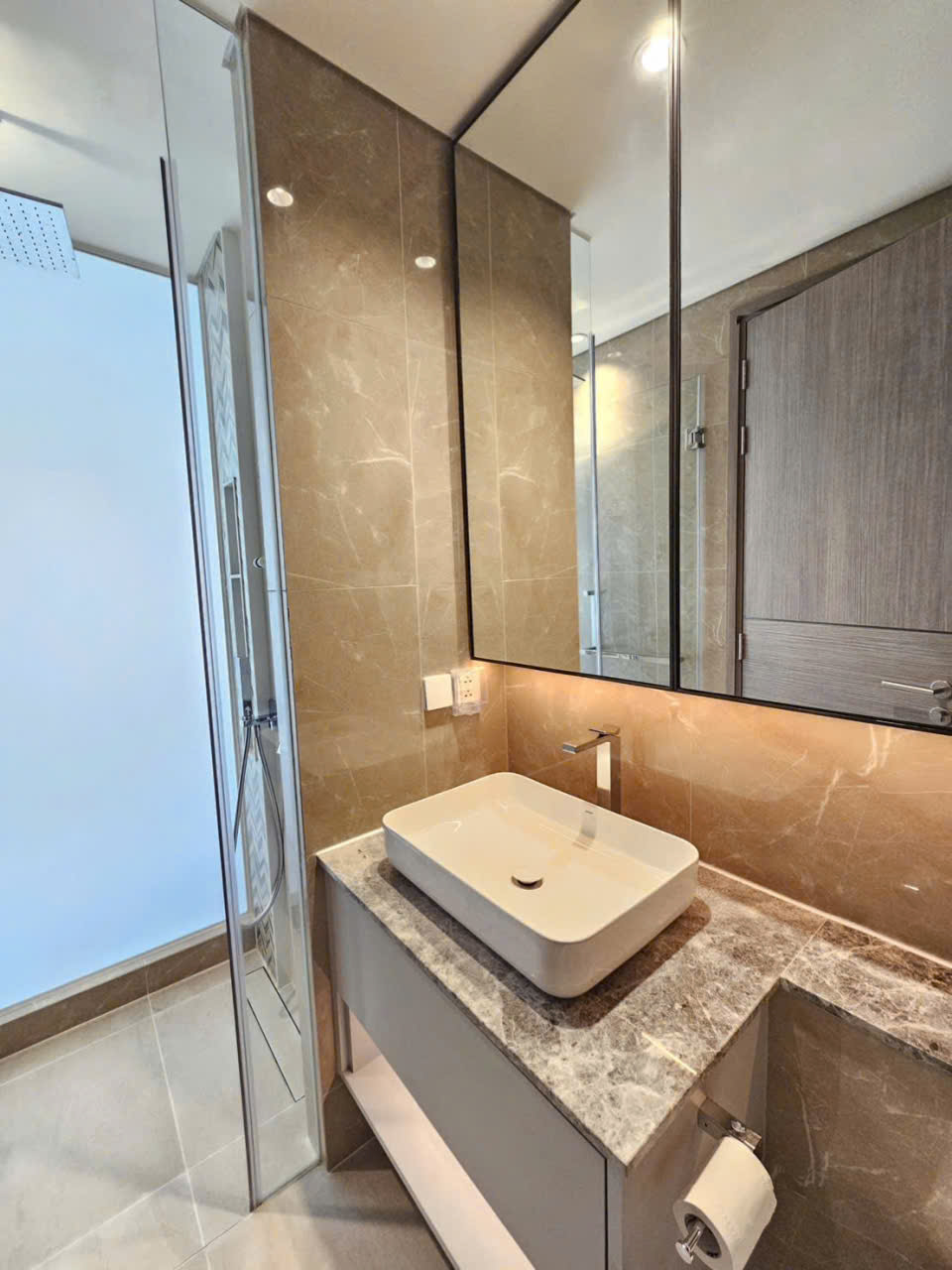 2 bedrooms Apartment in District 1, Ho Chi Minh, Vietnam No. 29538