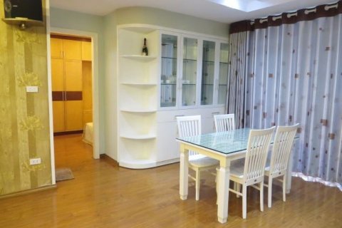 3 bedrooms Apartment in Tay Ho, Ha Noi, No. 6101 4