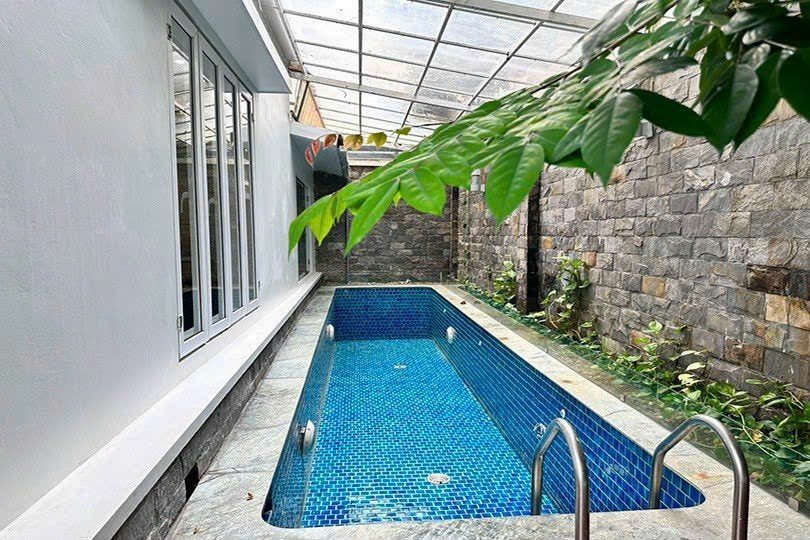 5 bedrooms Condo in Tay Ho, Ha Noi, Vietnam No. 18062