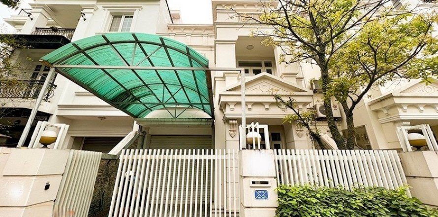 4 bedrooms Condo  in Tay Ho, Ha Noi,  No. 18061