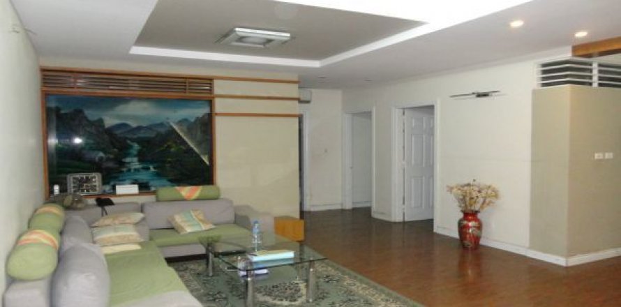 Квартира с 3 спальнями в Намтыльем, Ханой , № 7626