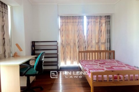 3 bedrooms Apartment in Tay Ho, Ha Noi, No. 2676 8