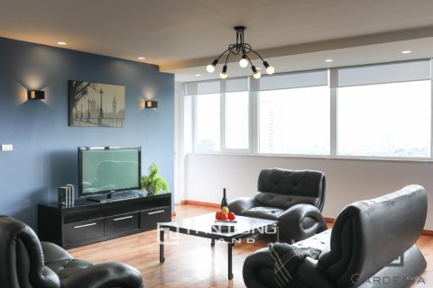2 bedrooms Apartment in Ba Dinh, Ha Noi,  No. 2680 2