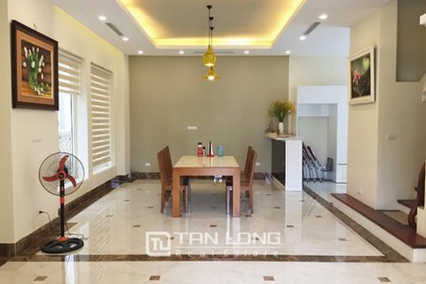 3 bedrooms Villa in Long Bien, Ha Noi, No. 3725