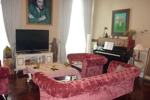 4 bedrooms Apartment in Nam Tu Liem, Ha Noi, No. 6992