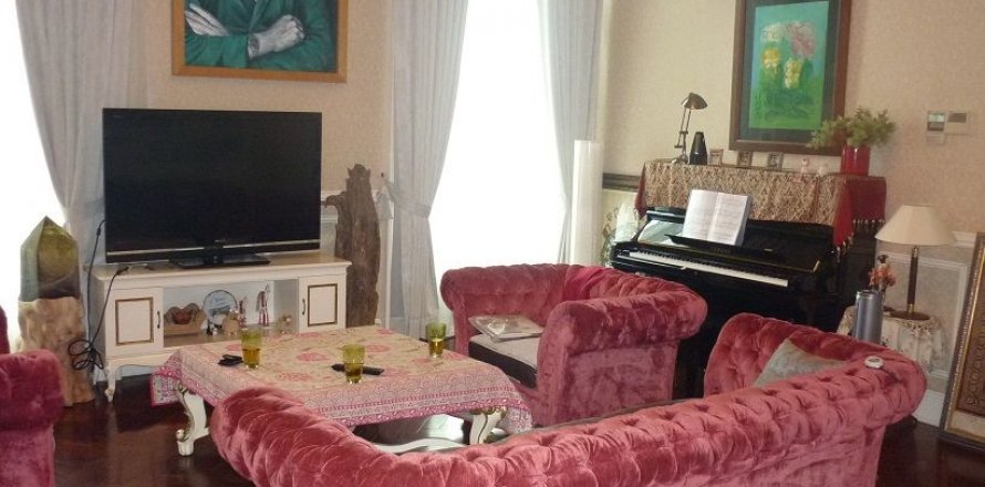 4 bedrooms Apartment in Nam Tu Liem, Ha Noi, No. 6992
