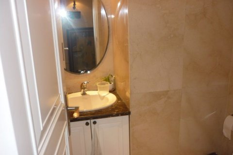4 bedrooms Apartment in Nam Tu Liem, Ha Noi, No. 6992 23