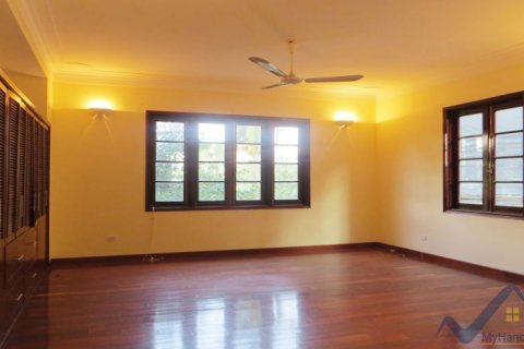 6 bedrooms Villa in Tay Ho, Ha Noi, No. 20155 9