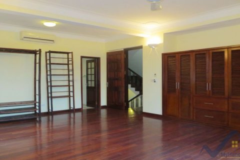 6 bedrooms Villa in Tay Ho, Ha Noi, No. 20155 10