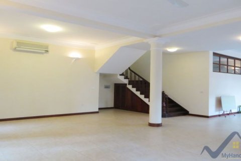 6 bedrooms Villa in Tay Ho, Ha Noi, No. 20155 3