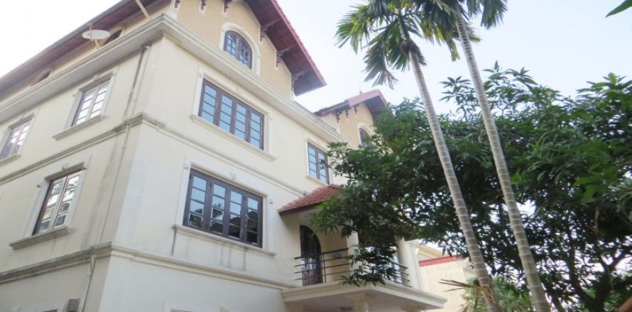 6 bedrooms Villa in Tay Ho, Ha Noi, No. 20155