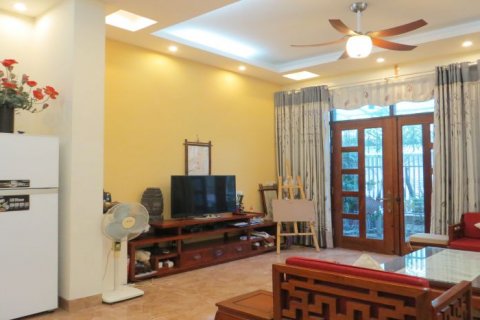 5 bedrooms Villa in Tay Ho, Ha Noi, No. 20159 4