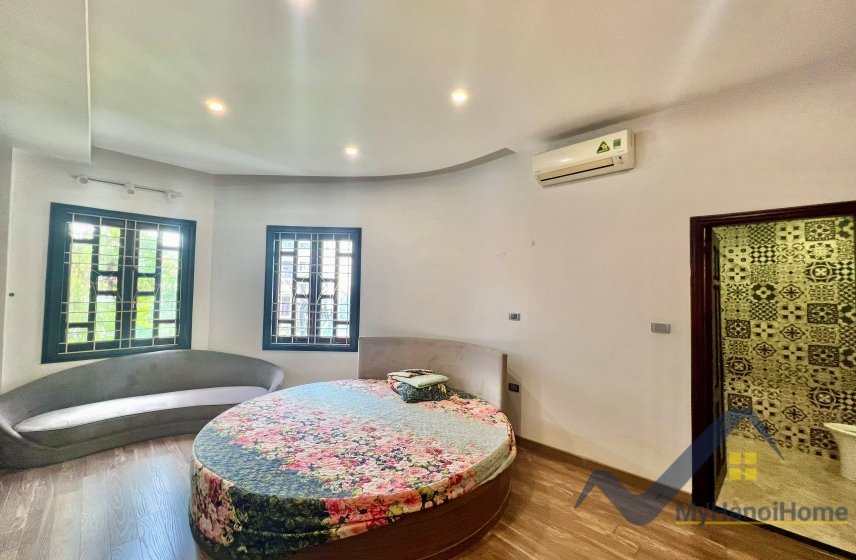 4 bedrooms House in Long Bien, Ha Noi, Vietnam No. 26675
