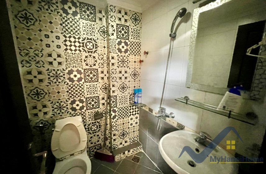 4 bedrooms House in Long Bien, Ha Noi, Vietnam No. 26675