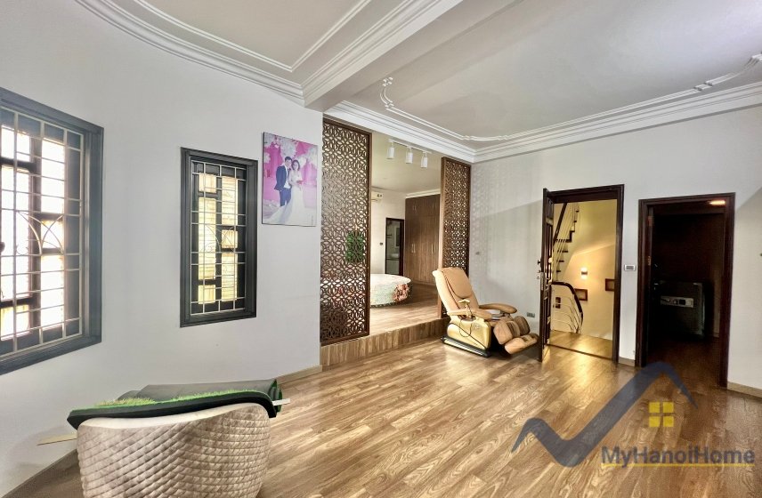 4 bedrooms House in Long Bien, Ha Noi, Vietnam No. 26675